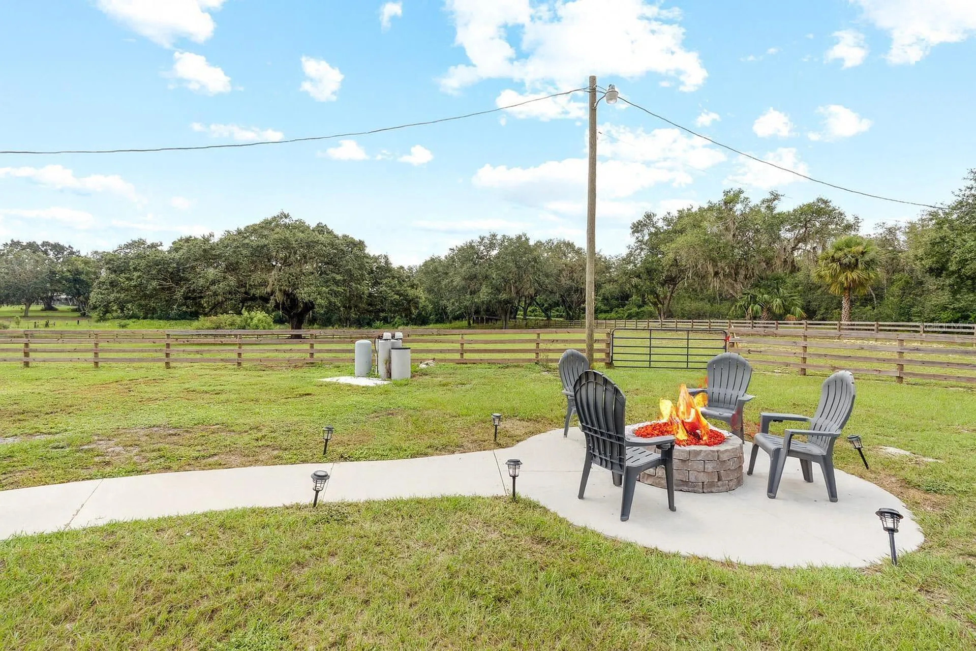 41534 Thomas Boat Landing Road Umatilla FL 32784