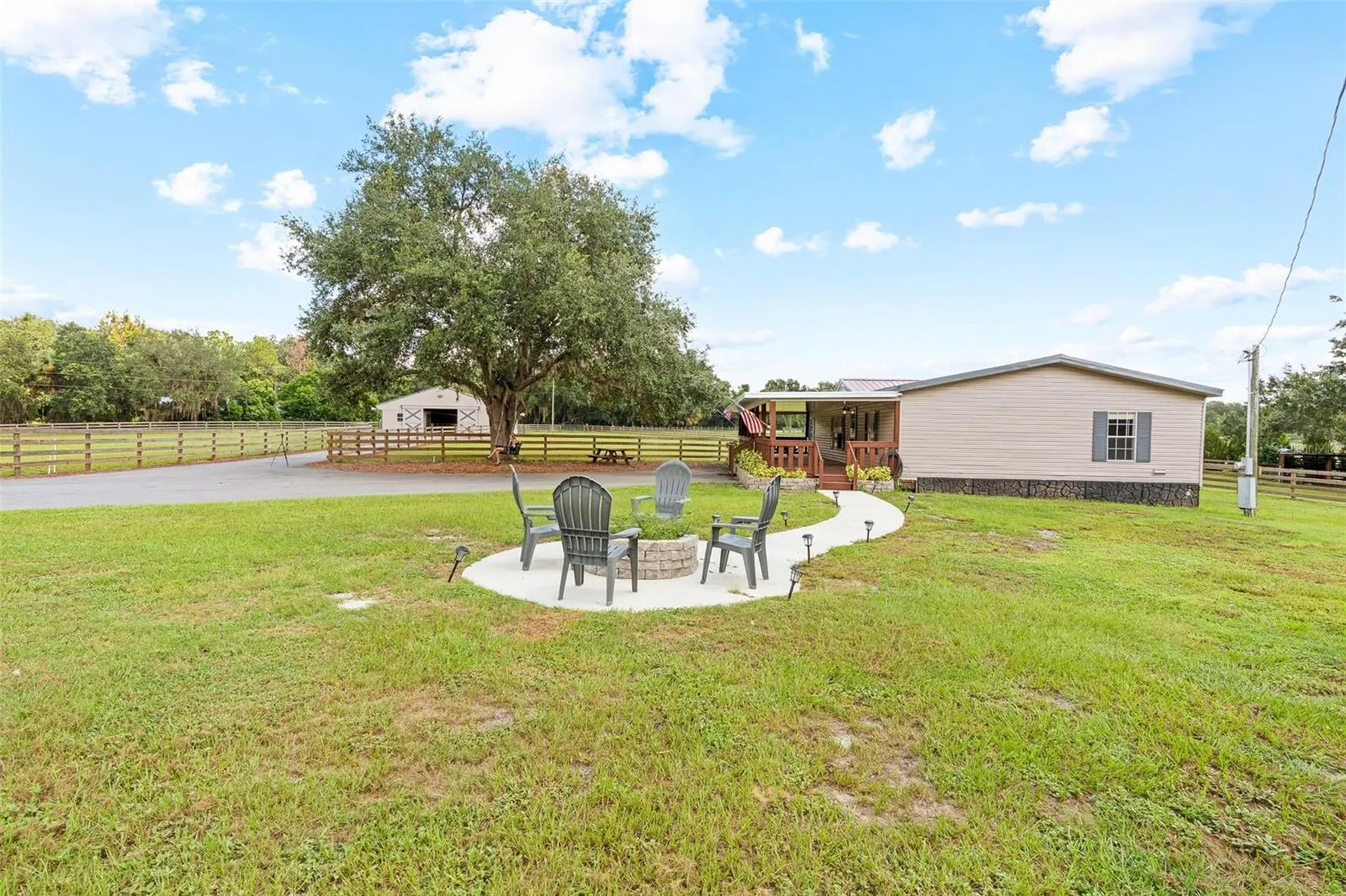 41534 Thomas Boat Landing Road Umatilla FL 32784