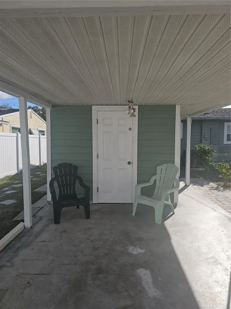 1145 54th Avenue N St Petersburg FL 33703
