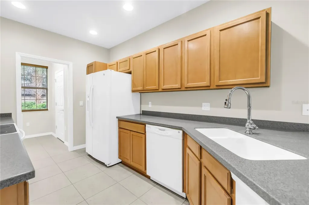 3740 82nd Avenue Circle E Sarasota FL 34243