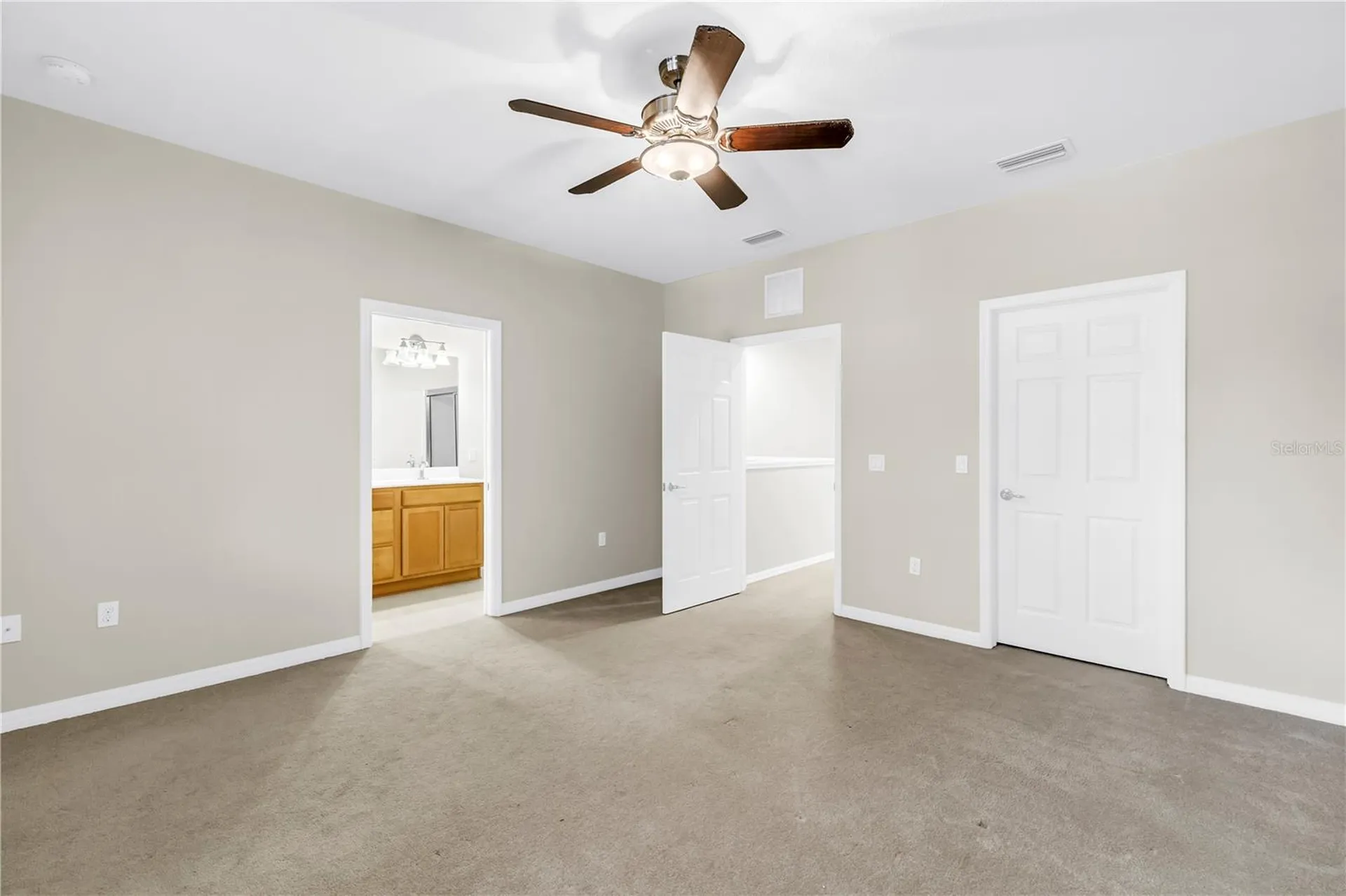 3740 82nd Avenue Circle E Sarasota FL 34243