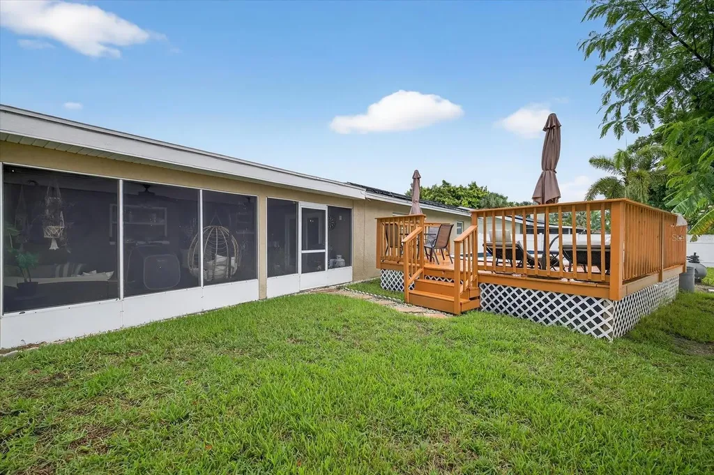 420 Lewis Boulevard SE St Petersburg FL 33705