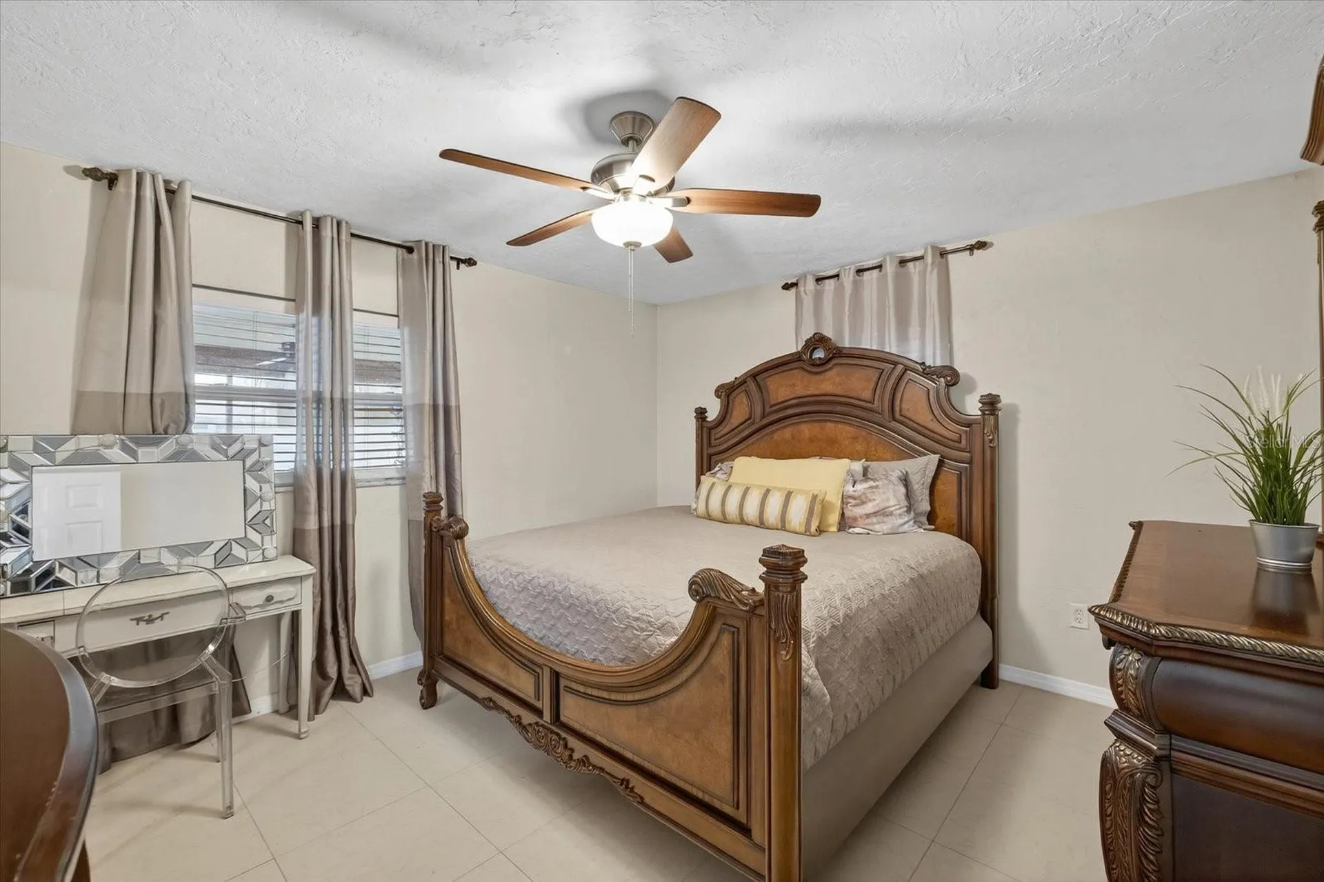 420 Lewis Boulevard SE St Petersburg FL 33705