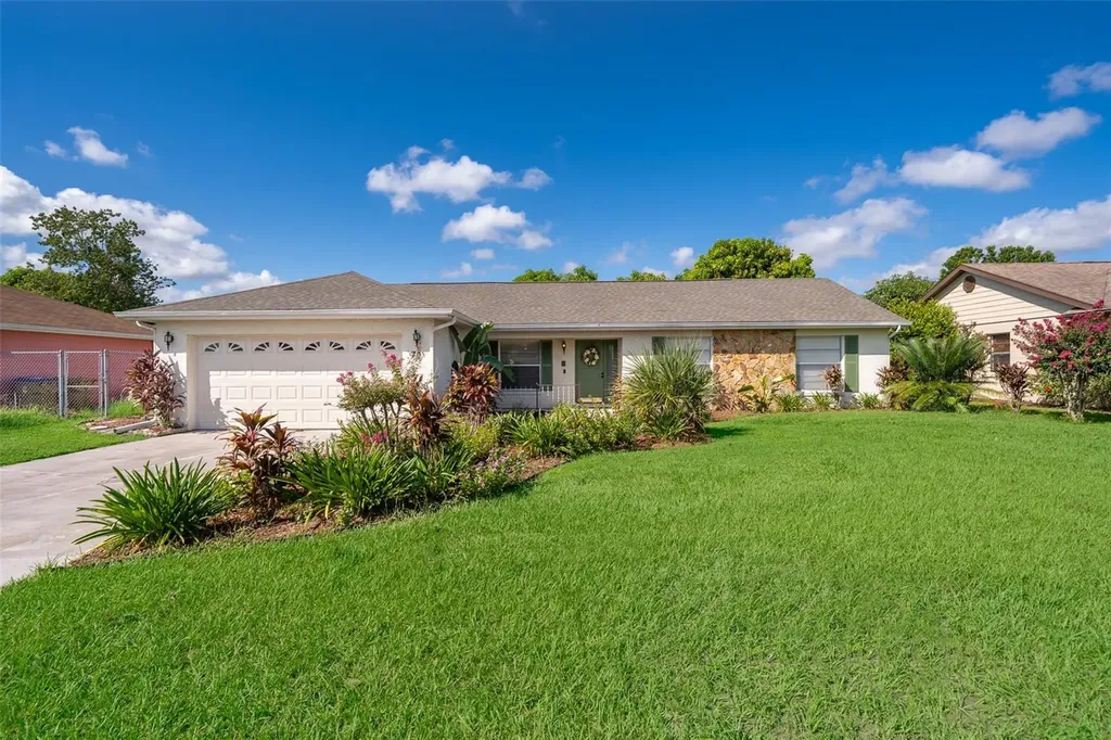 76 Harness Lane Kissimmee FL 34743