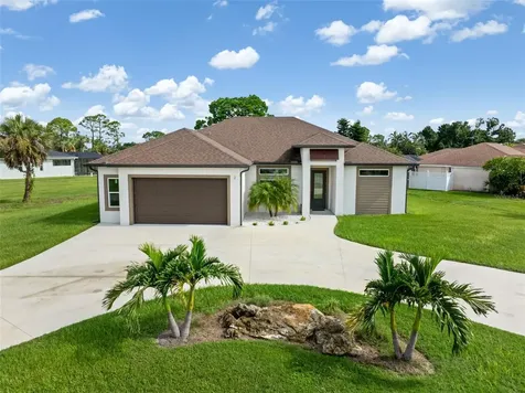 2 Sportsman Circle Rotonda West FL 33947