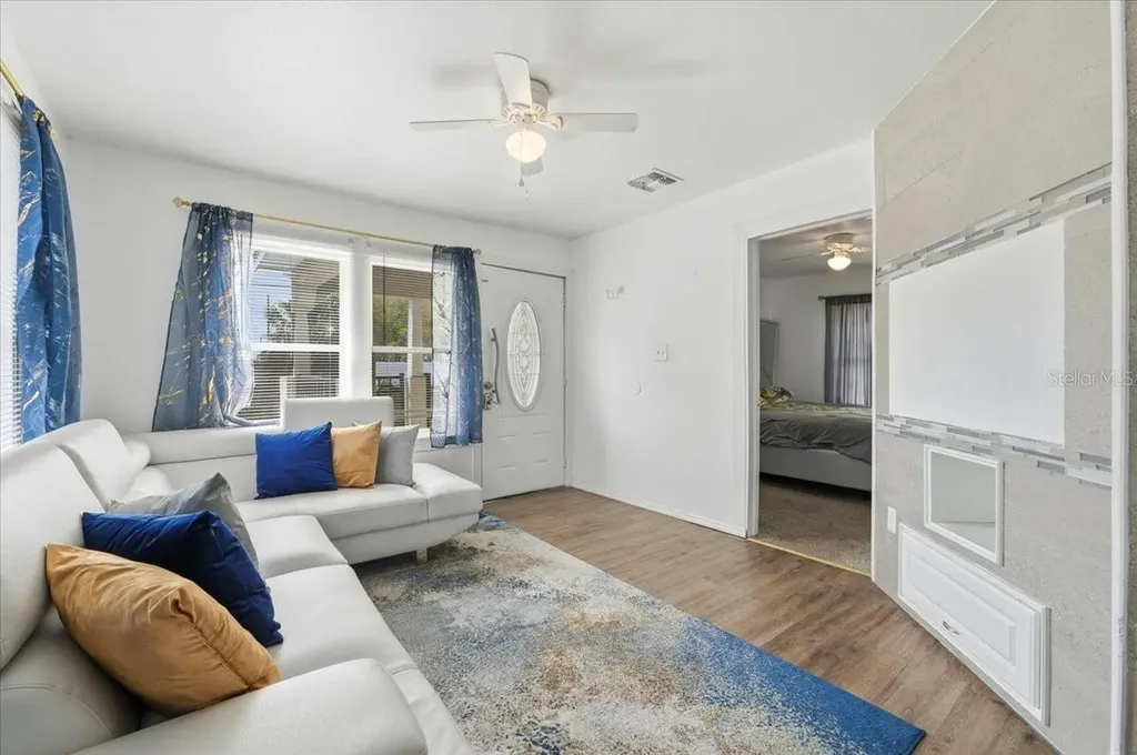 2628 Fletcher Avenue Eaton Park FL 33840