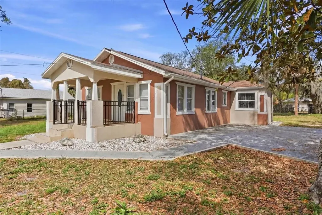 2628 Fletcher Avenue Eaton Park FL 33840