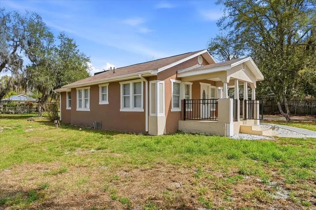 2628 Fletcher Avenue Eaton Park FL 33840