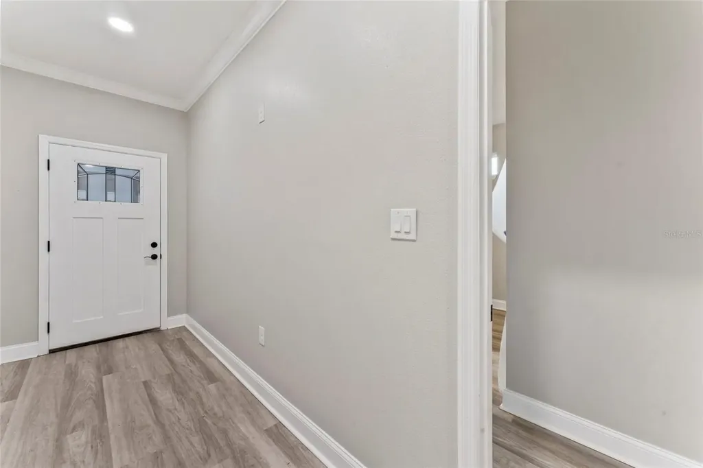 809 W Linebaugh Avenue Tampa FL 33612