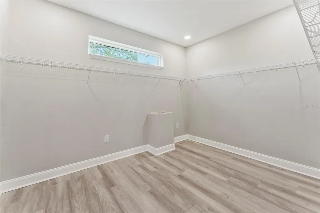 809 W Linebaugh Avenue Tampa FL 33612