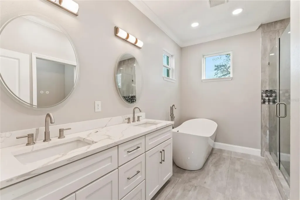 809 W Linebaugh Avenue Tampa FL 33612