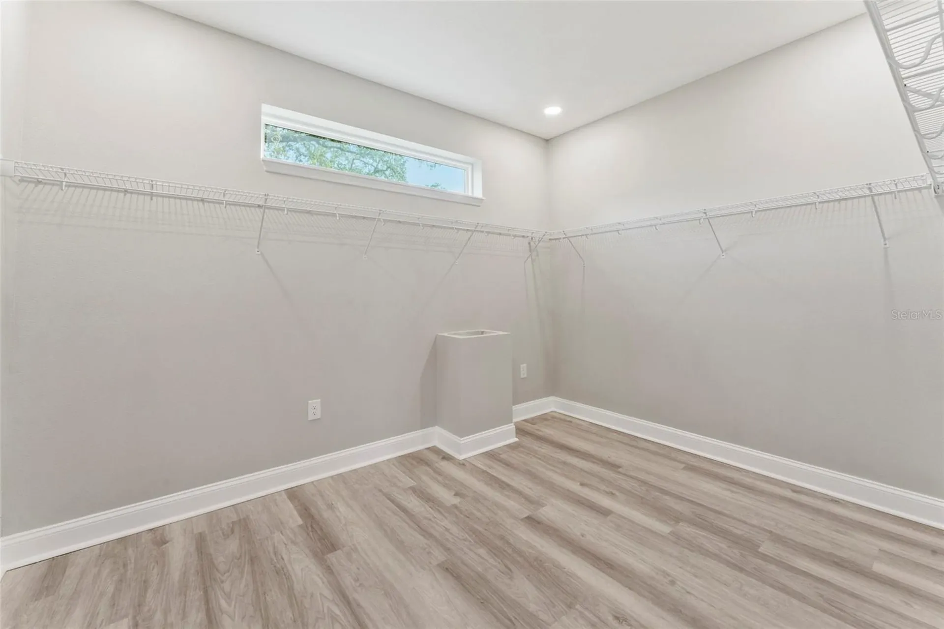 809 W Linebaugh Avenue Tampa FL 33612