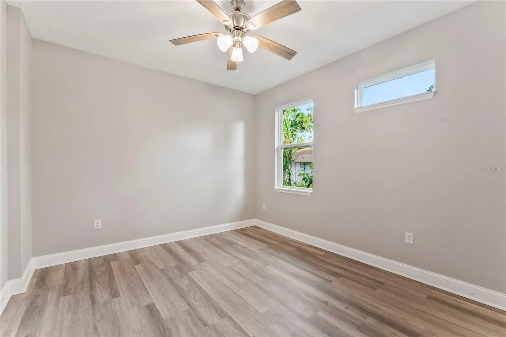 809 W Linebaugh Avenue Tampa FL 33612