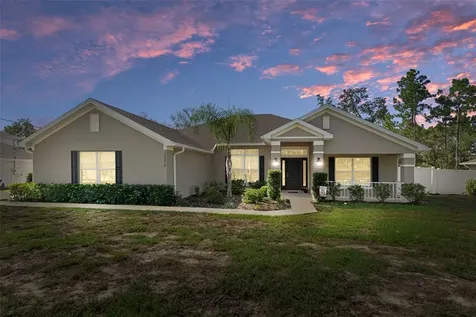 12230 Pine Finch Avenue Weeki Wachee FL 34614