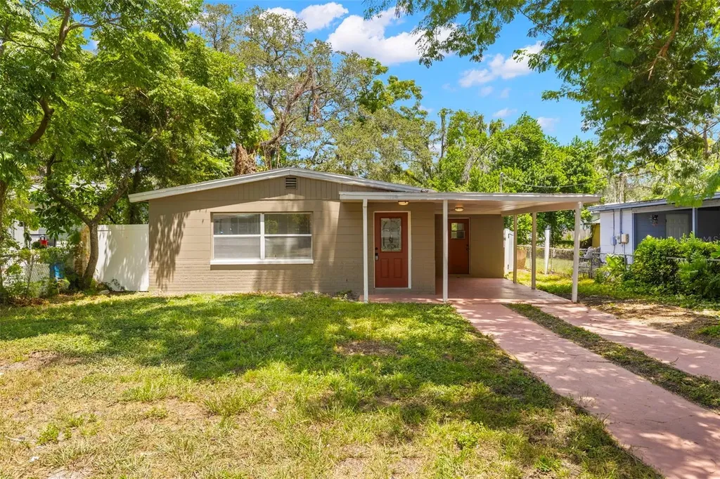 4014 Deleuil Avenue Tampa FL 33610