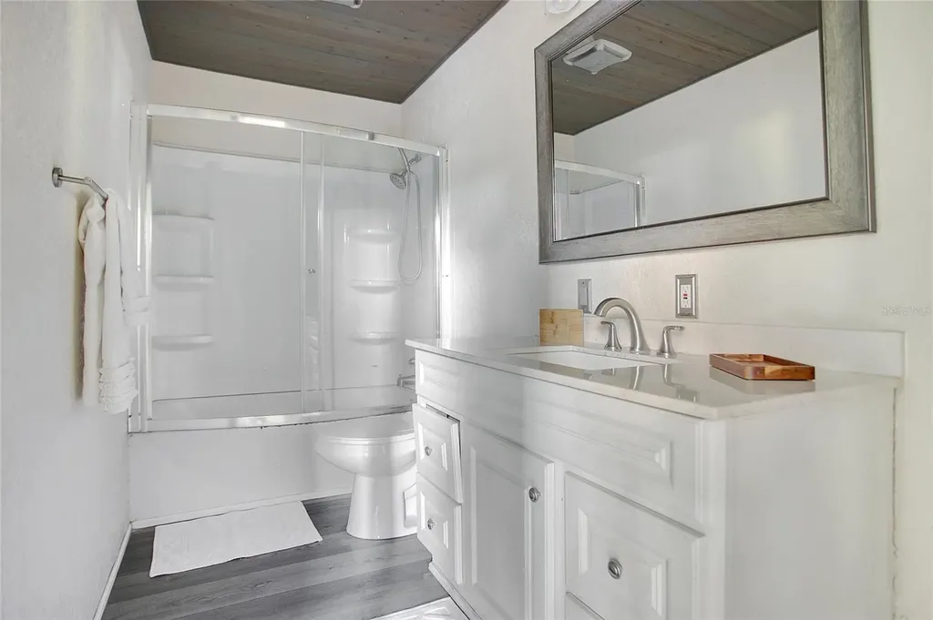 35 S Lake Fox Road Winter Haven FL 33884