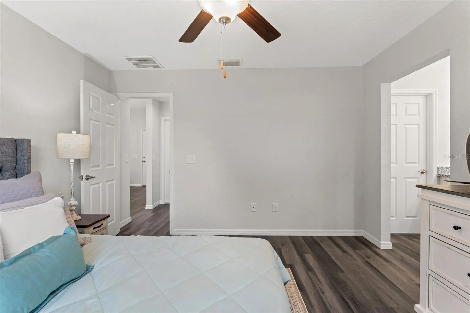 301 Fisher Way Ocklawaha FL 32179