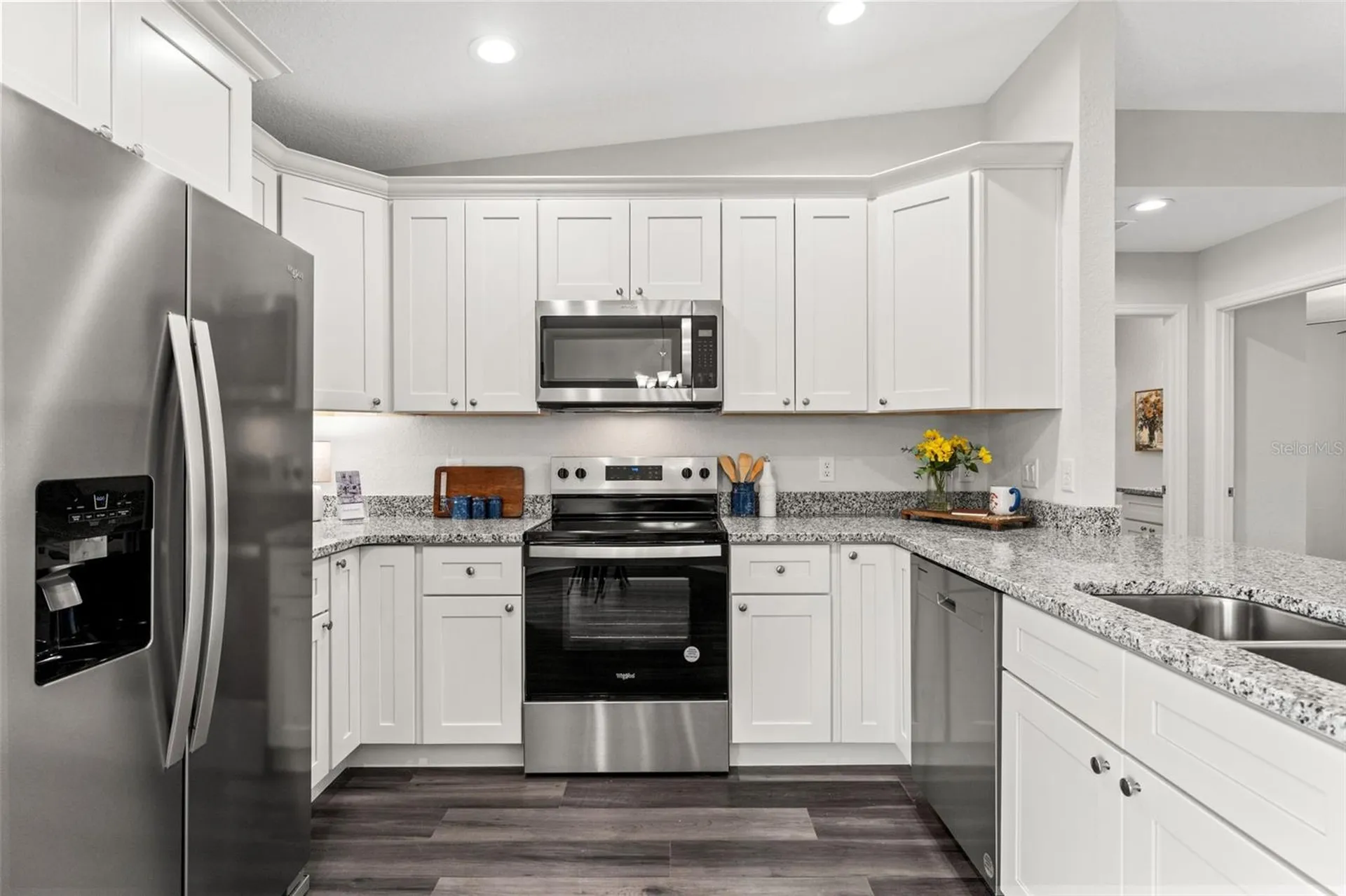 301 Fisher Way Ocklawaha FL 32179