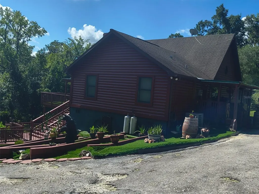 24050 Winding Creek Drive Brooksville FL 34601