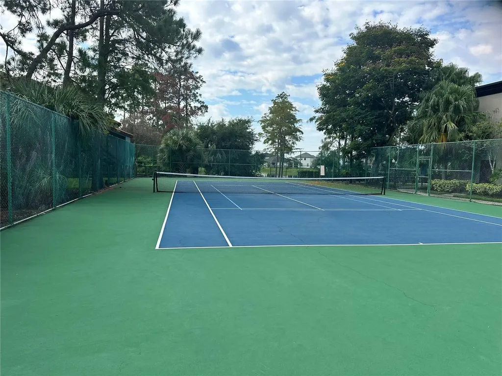 5124 Conroy Road Orlando FL 32811