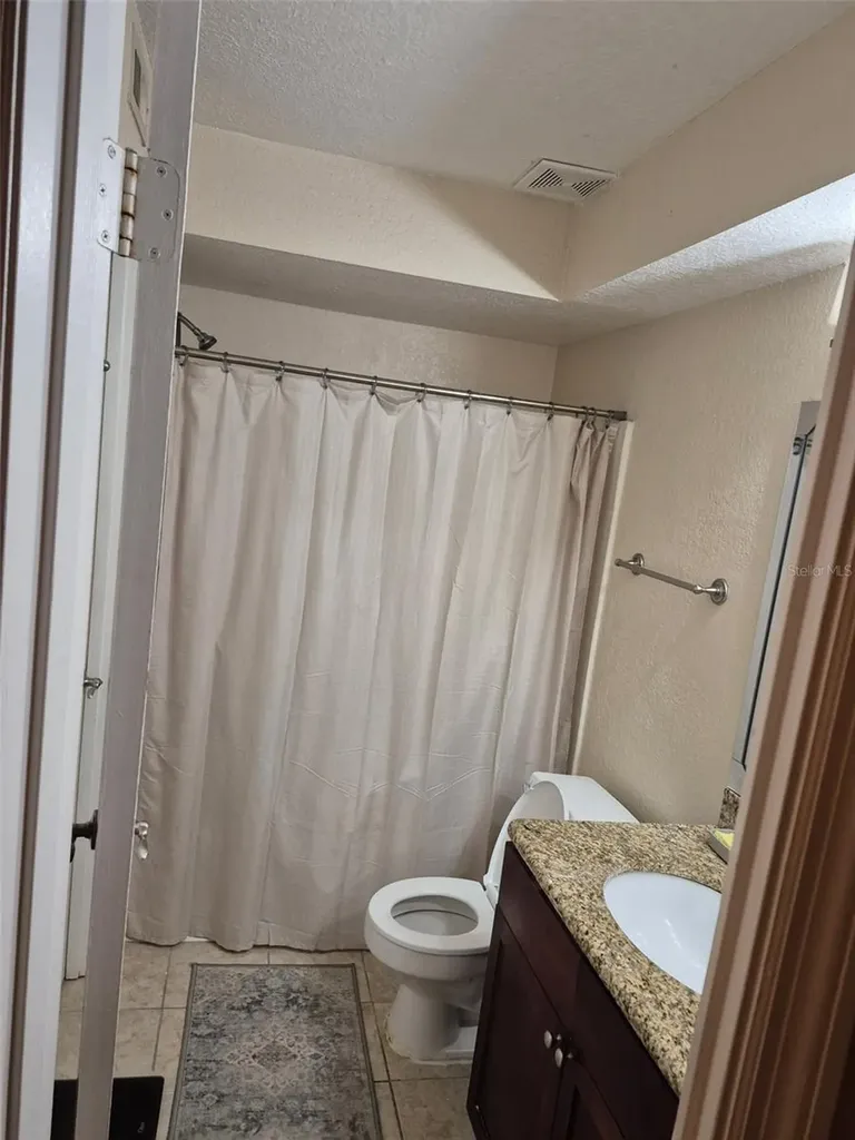 5124 Conroy Road Orlando FL 32811