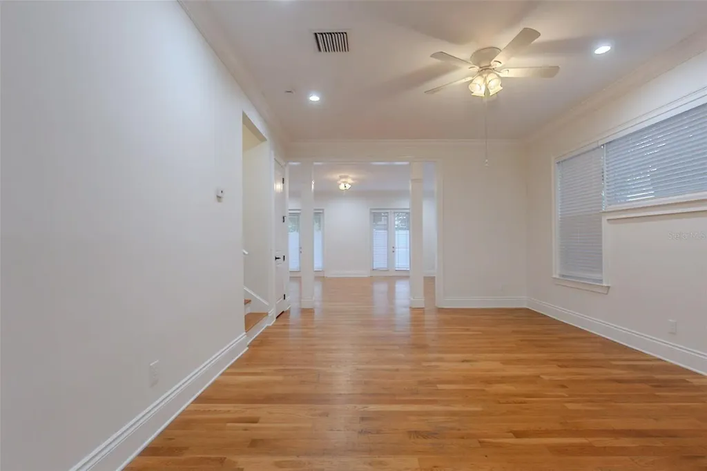 1513 S Bay Villa Place Tampa FL 33629