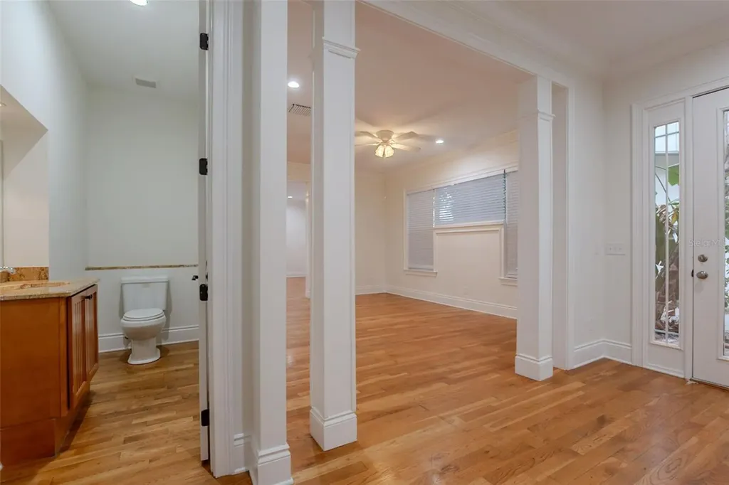 1513 S Bay Villa Place Tampa FL 33629