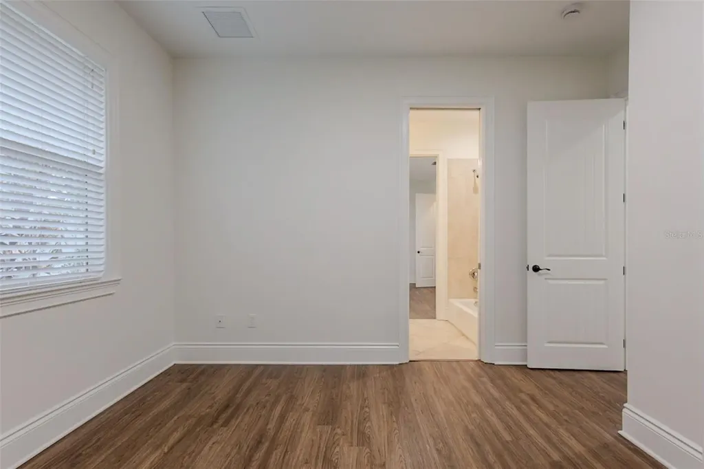 1513 S Bay Villa Place Tampa FL 33629