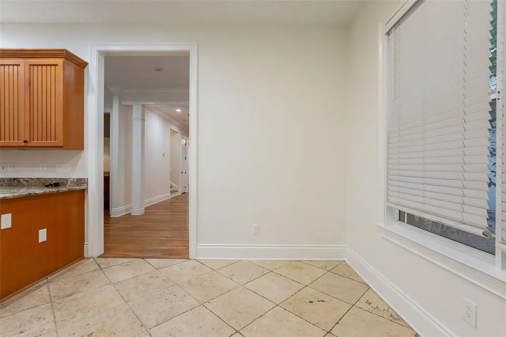 1513 S Bay Villa Place Tampa FL 33629