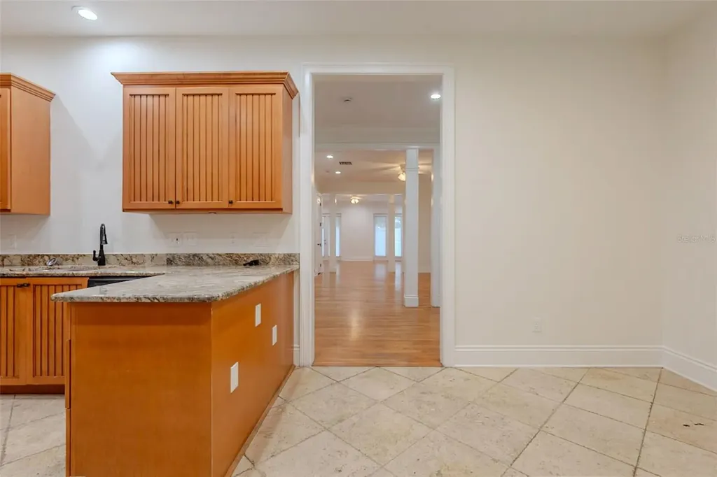 1513 S Bay Villa Place Tampa FL 33629