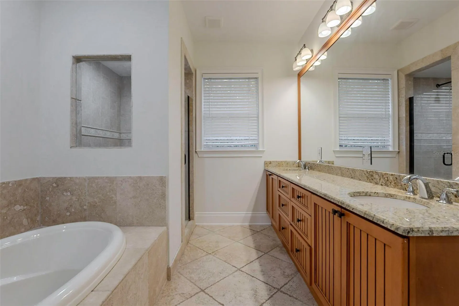 1513 S Bay Villa Place Tampa FL 33629