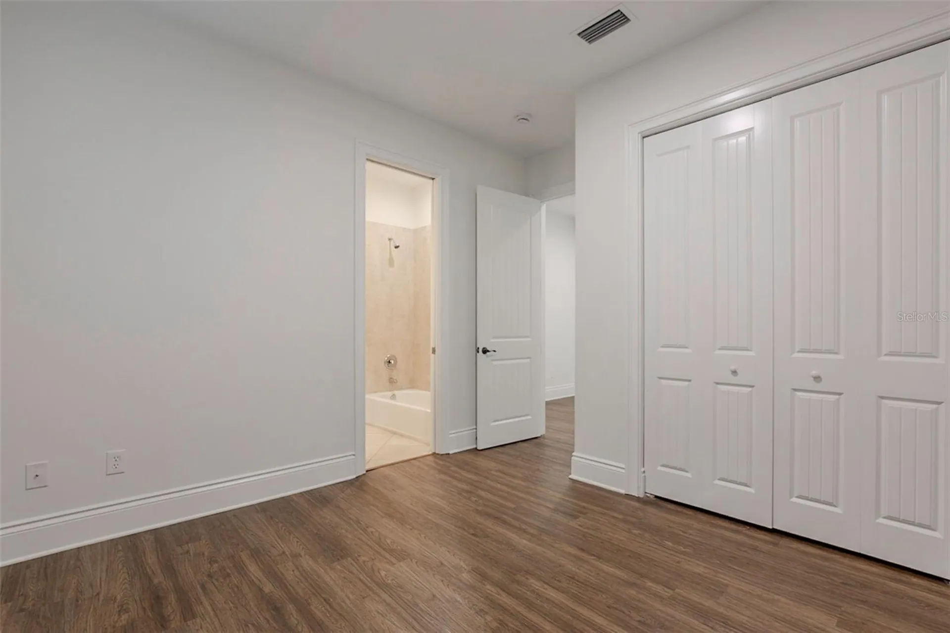 1513 S Bay Villa Place Tampa FL 33629