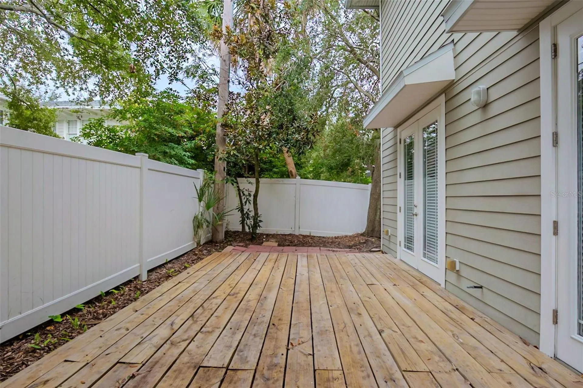 1513 S Bay Villa Place Tampa FL 33629