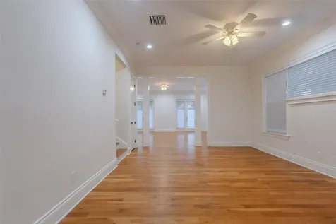 1513 S Bay Villa Place Tampa FL 33629