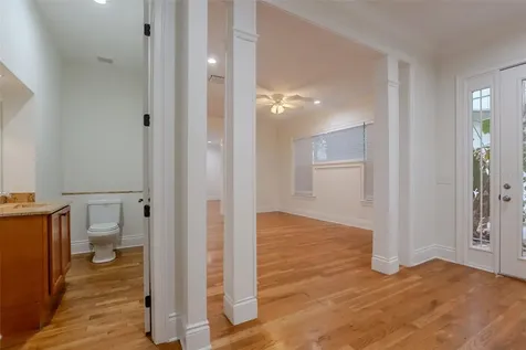 1513 S Bay Villa Place Tampa FL 33629