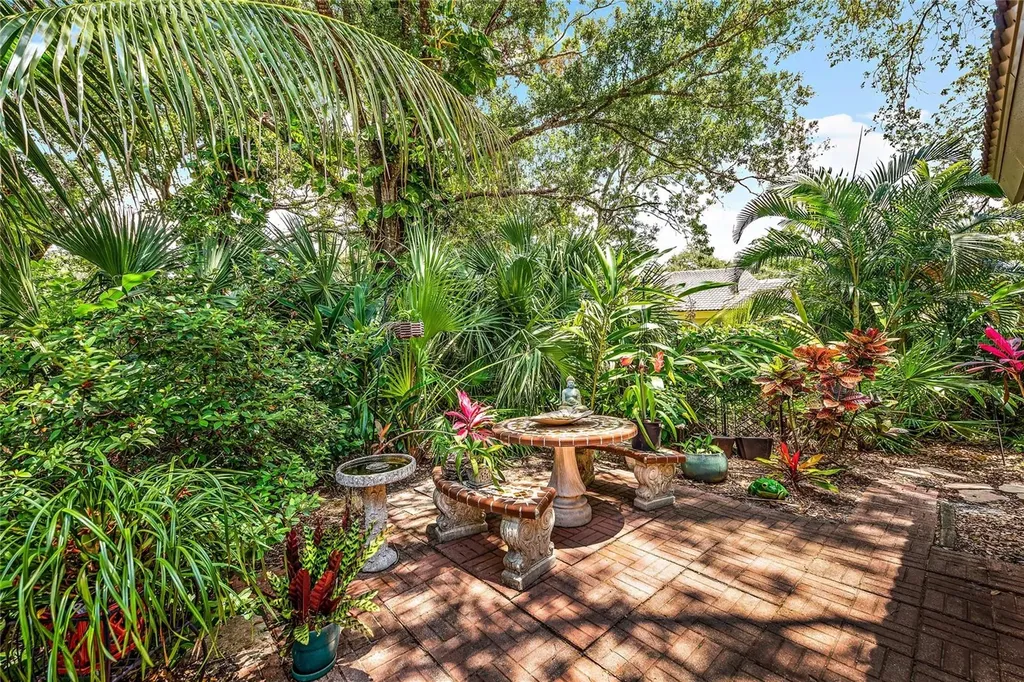 4481 Ascot Circle N Sarasota FL 34235