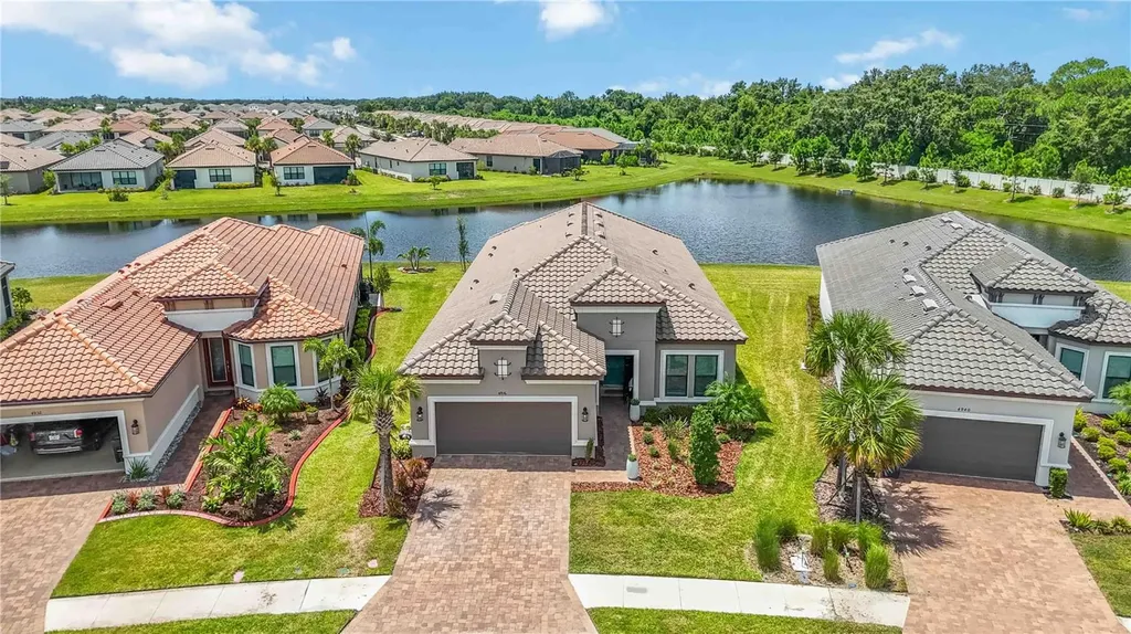 4936 Caserta Court Palmetto FL 34221