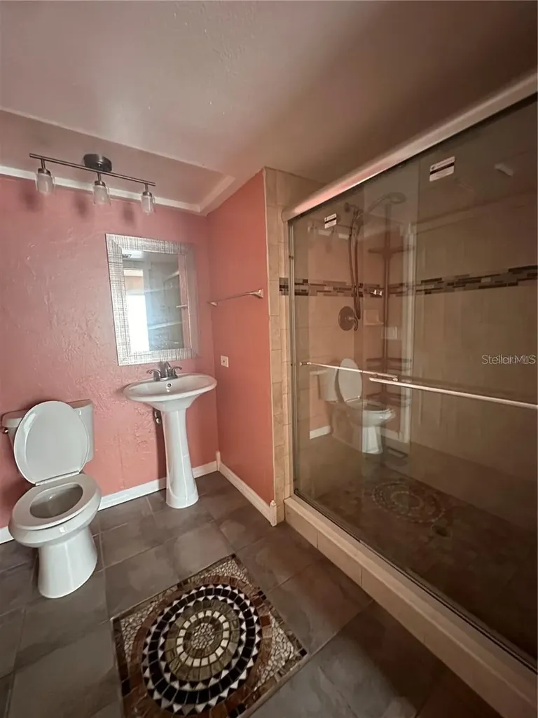 4725 Puritan Circle Tampa FL 33617