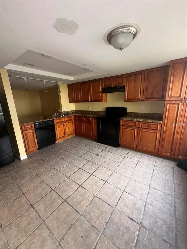 4725 Puritan Circle Tampa FL 33617