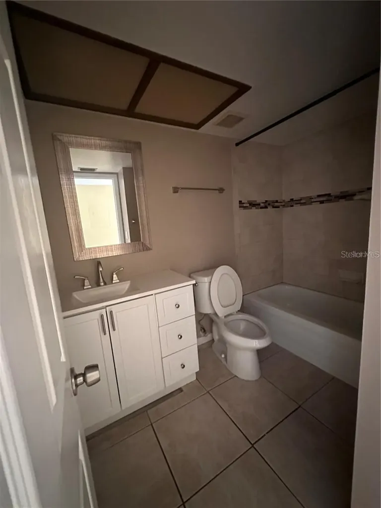 4725 Puritan Circle Tampa FL 33617