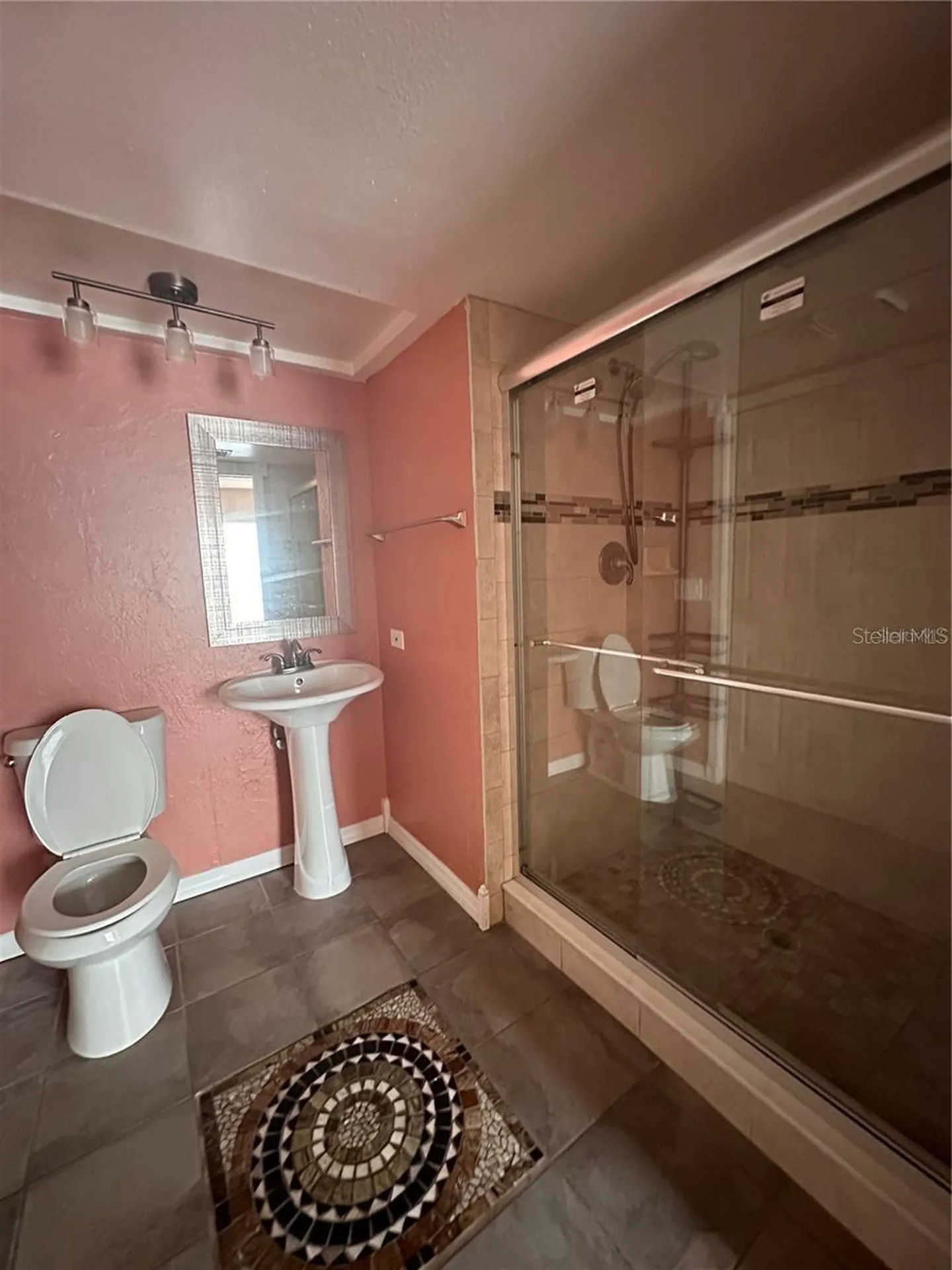 4725 Puritan Circle Tampa FL 33617