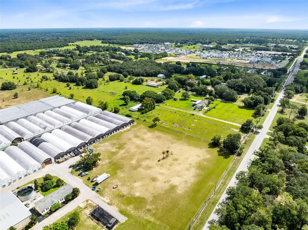 2719 W Kelly Park Road Apopka FL 32712