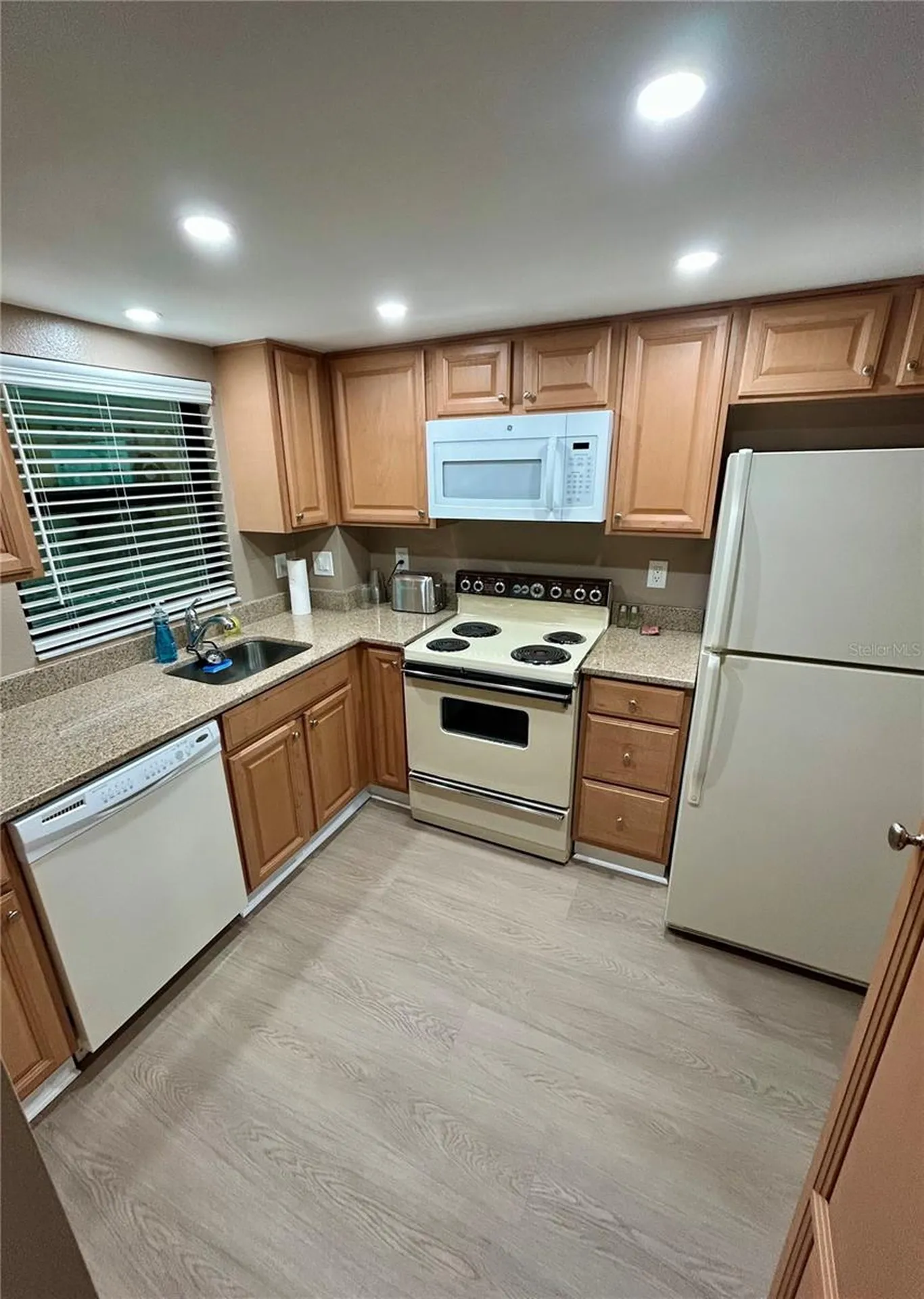 1001 Benjamin Franklin Drive Sarasota FL 34236