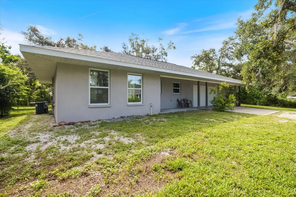 8915 Vamo Road Sarasota FL 34231