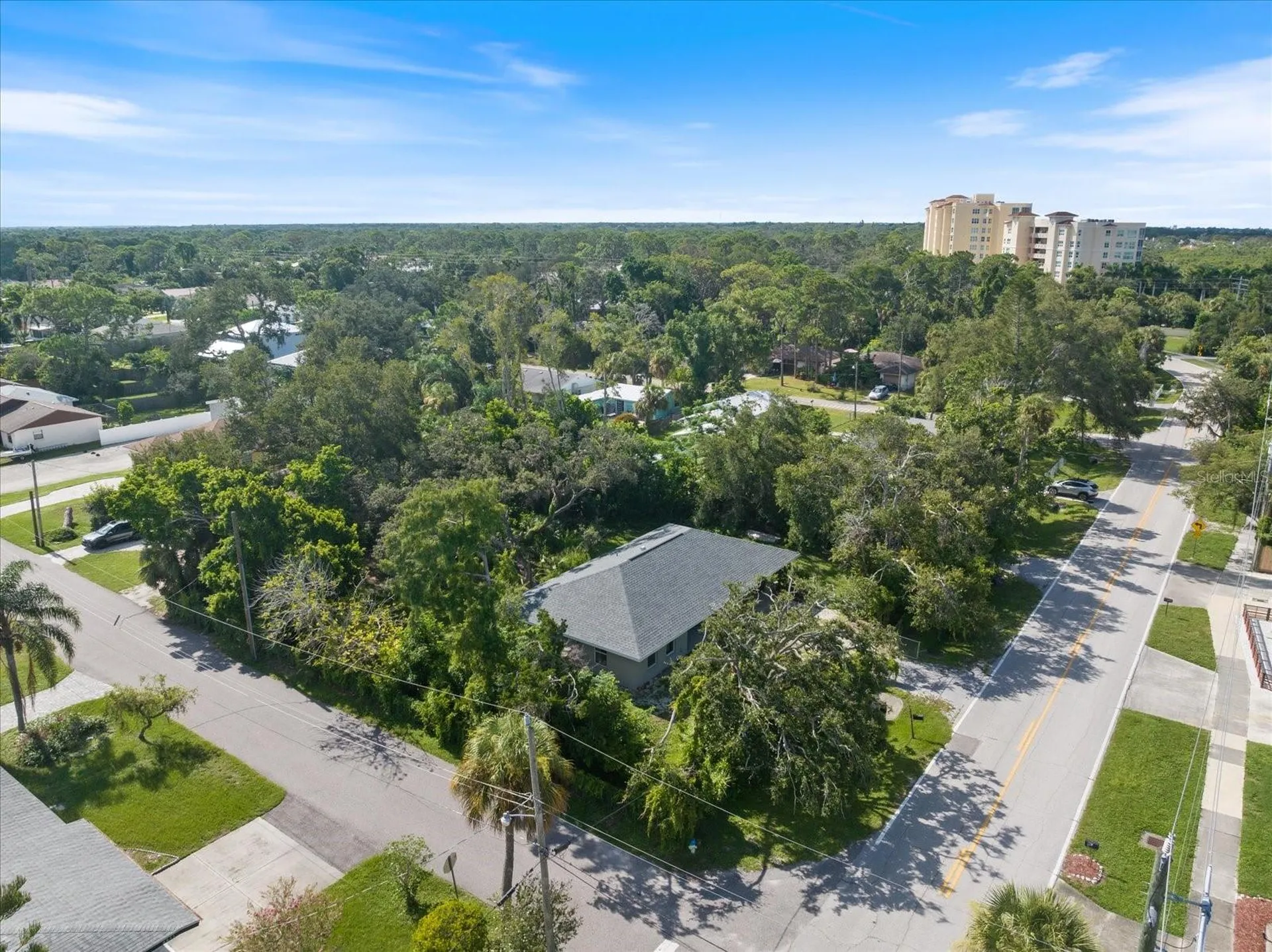 8915 Vamo Road Sarasota FL 34231