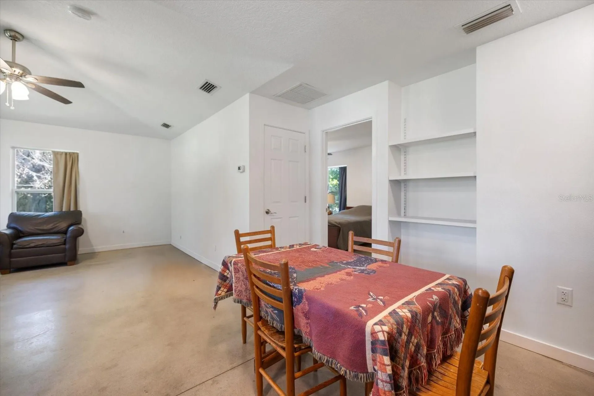 8915 Vamo Road Sarasota FL 34231