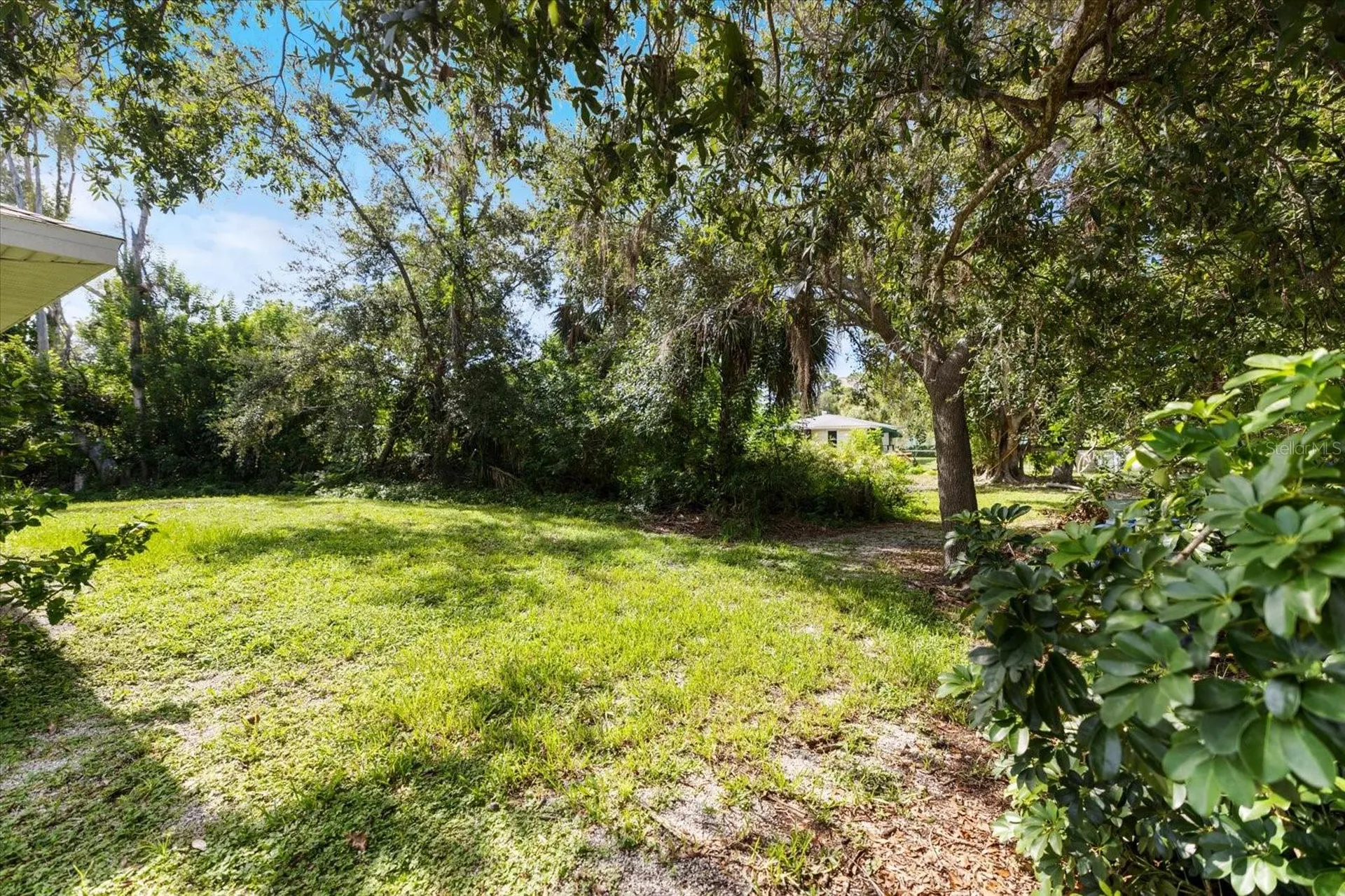 8915 Vamo Road Sarasota FL 34231
