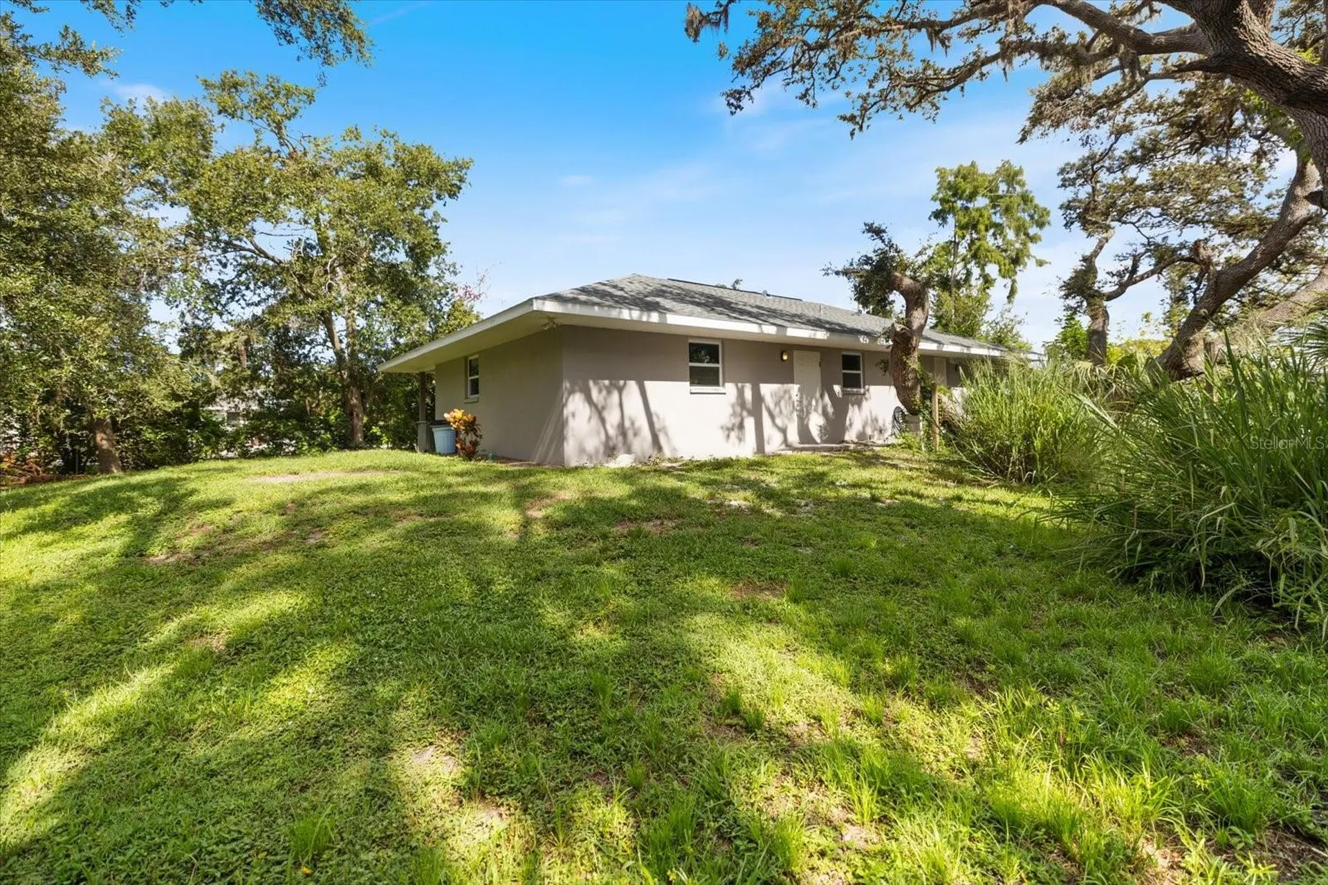 8915 Vamo Road Sarasota FL 34231