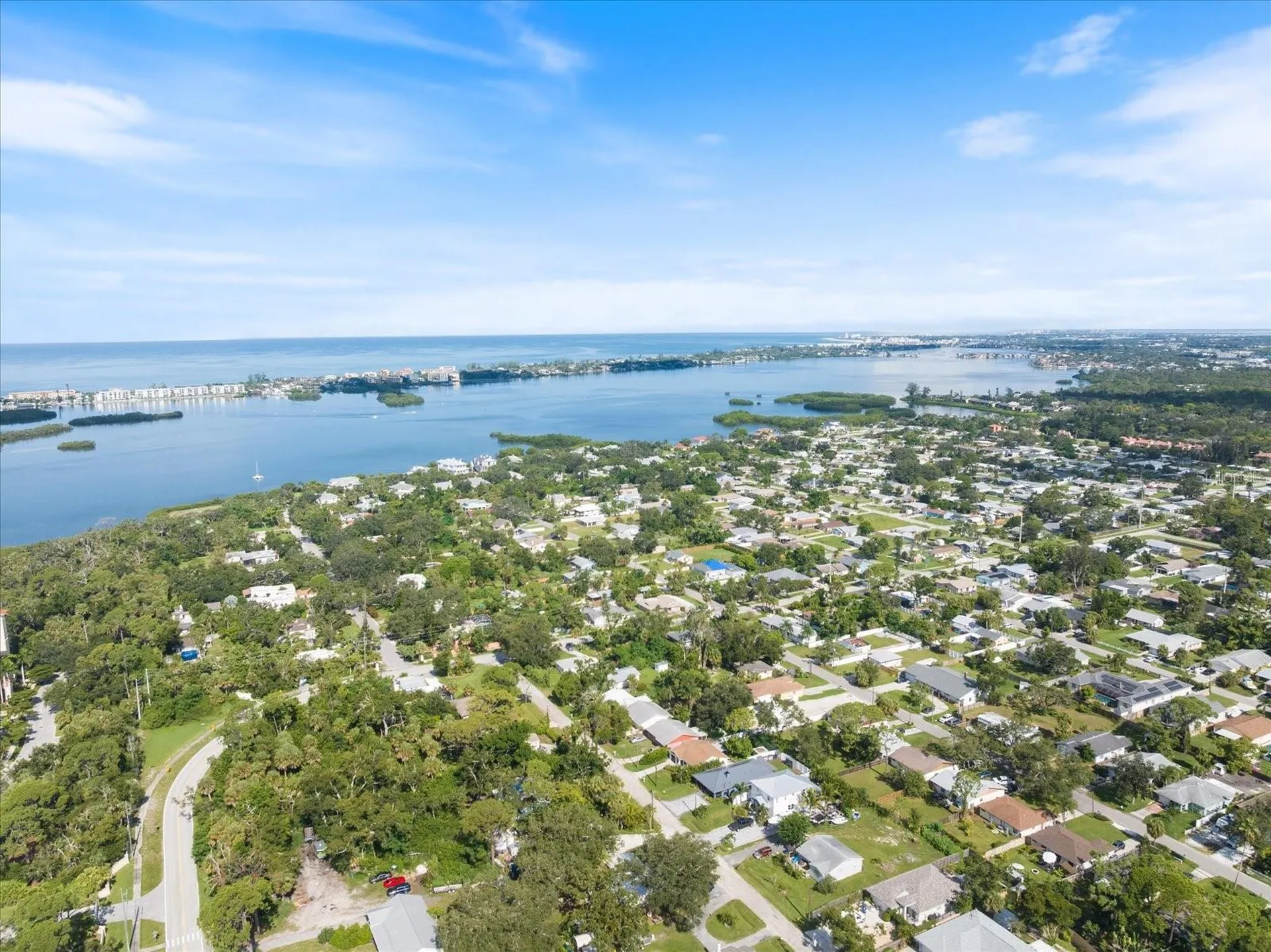 8915 Vamo Road Sarasota FL 34231