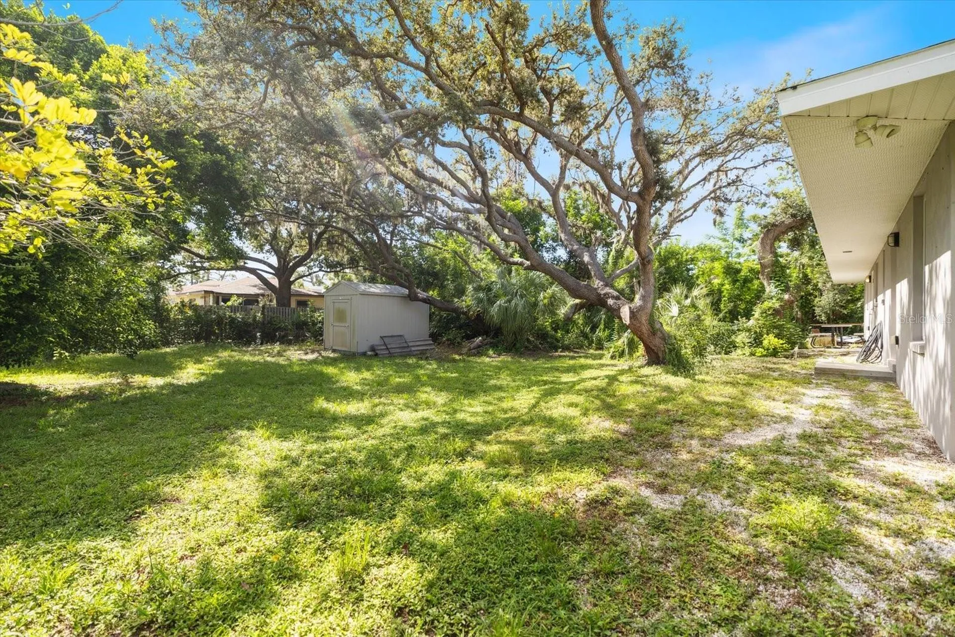 8915 Vamo Road Sarasota FL 34231